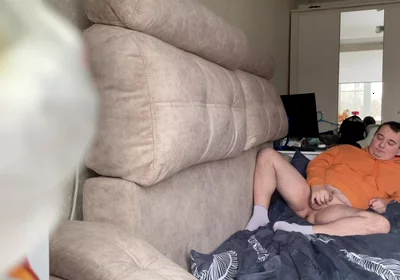 Young Guy Limara19981 Masturbates and Enjoys Orgasm
