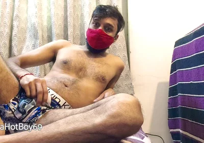 Chillout Inroom in My Underwear