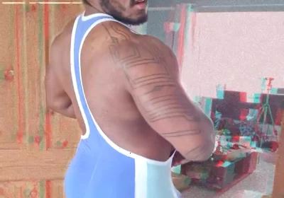 I Think I Like Blue Now, Makes Bulge Look Big