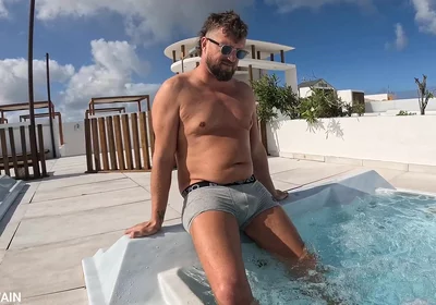 Pee Desperation in the Hot Tub