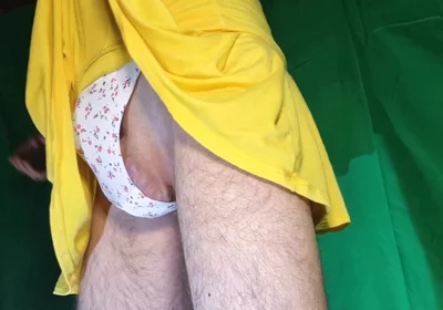 Flowery Seamless Thong with Yellow Skirt