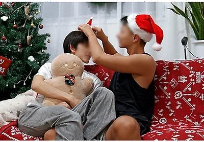 Decorating The Tree With The Neighbors Big Bro