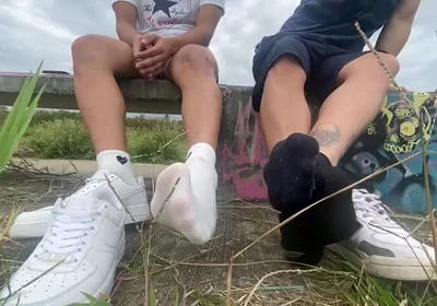 Friends in Colombia Go Out to Smoke While They Take off Their Shoes so You Can Smell It