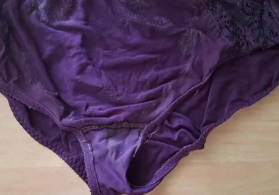 Strong Orgasm on Mom's Panties