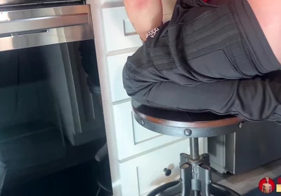 Hung Papi Viral Video Fucking While Cooking Pasta Bareback