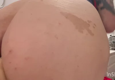 Every Time His Girlfriend Leaves the House He Puts Her Dildos in His Ass
