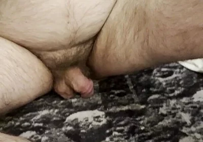 Coach Karl's Bare Feet Bare Balls up Close [8893]