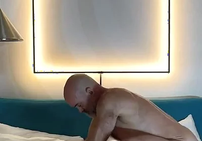 Breaking in Daddy's Hole (part 2)