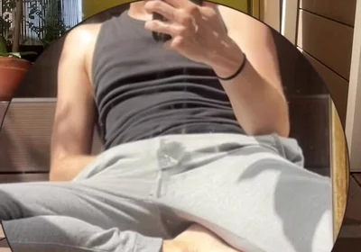 Amateur Boy Wets His Grey Sweatpants