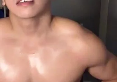 Pinoy Muscle Twink Jerks of After Work Out Incl.nipple Play