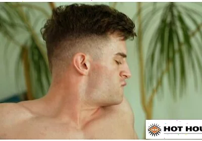 Trevor Brooks & Swhirly Hot Interracial Bareback