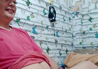 He's Already Handsome,and His Dick Feels Amazing,too..