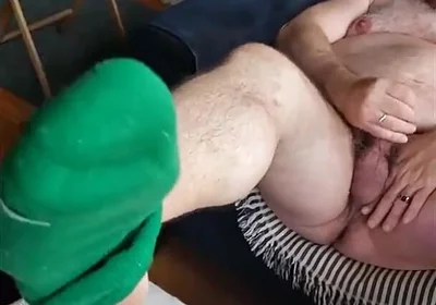 Bear Jerks off in Green Socks