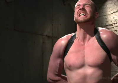 Straight Hunk Jimmy Bullet Pushes His Limits to the Max!