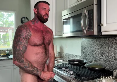 Sexy Chef Cooks with a Boner and Cups