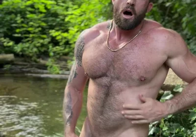 Hairy Guy Edges and Cums Outside