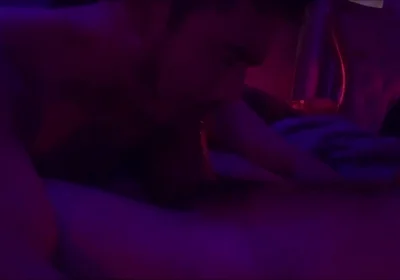 Cutie Str8 Gets a Nice Head in Bed