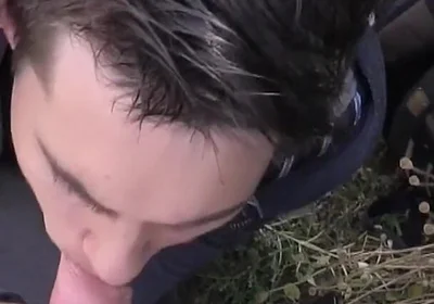 Amateur Student Deepthroats Cock