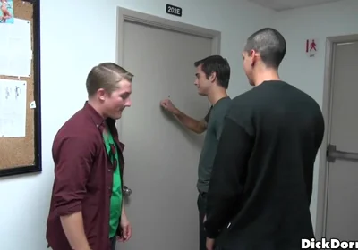 Reality Dudes - These Guys Figure Out How to Make Money Real Quick with Dick Dorm