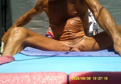 8-30-2026 Naked Tan Tug Diddle the Bung Hole and Tunes. 30 Plus Min