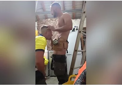 Tradie Lad Drops To His Knees