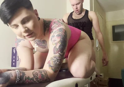 Femboy Calls for His Masseuse