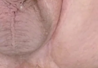 BIG toy anal on the fucking machine!